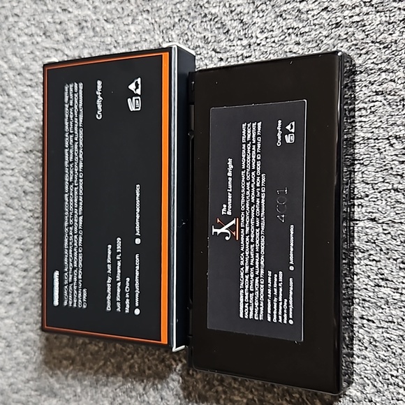 JUST XIMENA COSMETICS The Bronzer in: Luna Bright - Picture 6 of 7